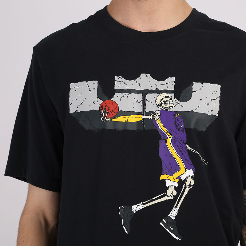 мужская черная футболка Nike Dri-FIT LeBron Logo Basketball T-Shirt CV1048-011 - цена, описание, фото 3